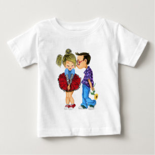 Baby-T-Shirt mit romantischem Paar - Kuss Baby T-shirt