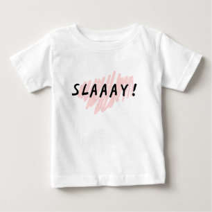 Baby-T-Shirt „SLAY“ Herz Rückseite Baby T-shirt