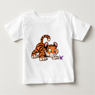 Baby-Tiger mit Schmetterling Baby T-shirt