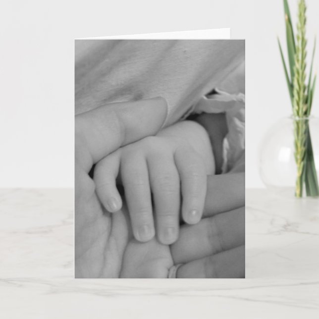 Baby und Daddy Holding Hands Karte (Vorderseite)
