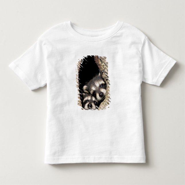 Baby-Waschbären in Baumhöhle Procyon Kleinkind T-shirt (Vorderseite)