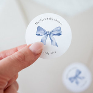 Babyaufkleber-Vorlage mit blauem Bogen Runder Aufkleber