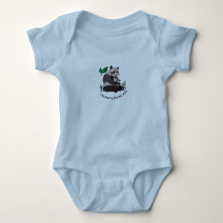 Babyausstattung mit bequemen Sachen Baby Strampler