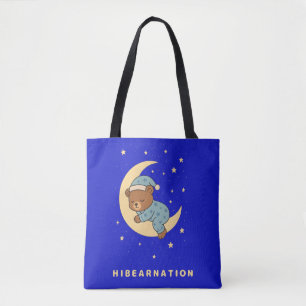 Babybär schläft auf dem Mond
