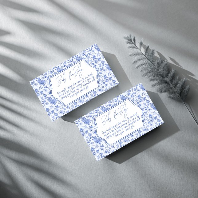 Babyblau Babydusche nach Anfrage Begleitkarte (Oh baby dusty blue toile baby shower book request enclosure card books for baby cards)