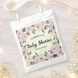 Babydusche, blassrosa, weiße Rosen, Kleider Geschenktütchen