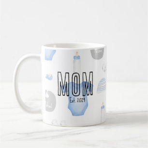 Babynahrung für Mutter zu Mutter am Ende. Schwarze Kaffeetasse