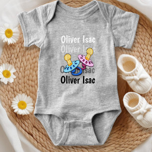 Babyname-Schattierungen weiß bis schwarz mit Schnu Baby Strampler