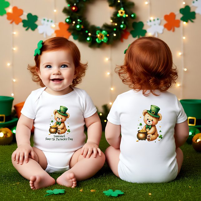 Baby's 1st St. Patrick's Day, Pot o’ Giggles Baby Strampler (Baby's 1st St. Patrick's Day, Pot o’ Giggles Baby Bodysuit)