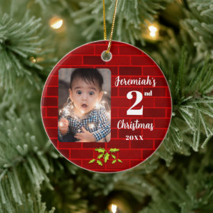 Baby's 2. Weihnachts Red Brick Round Keepake Keramik Ornament