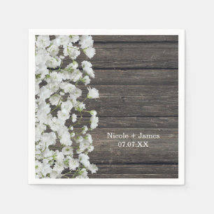 Baby's Breath auf rustikaler Holze Country-Hochzei Serviette
