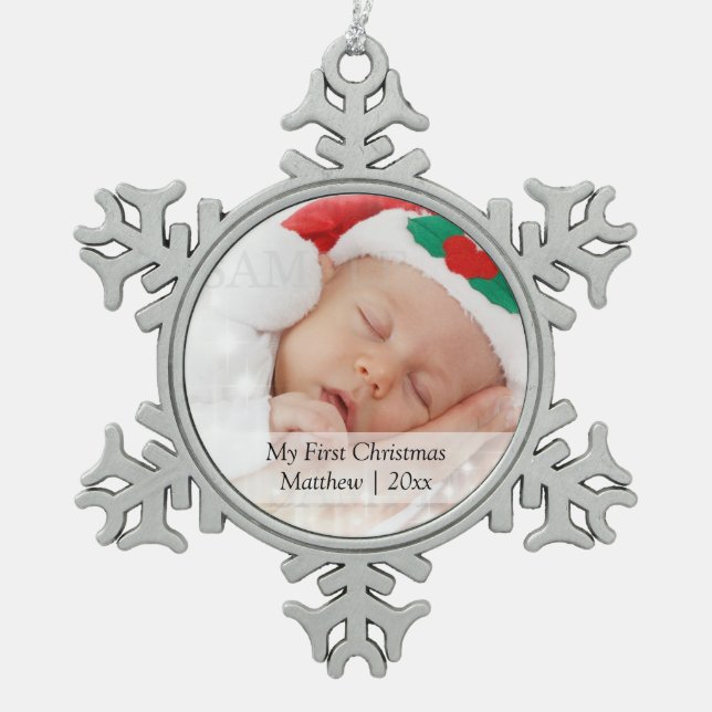 Babys Erste Weihnachten Personalisierte Fotovorlag Schneeflocken Zinn-Ornament (Vorderseite)