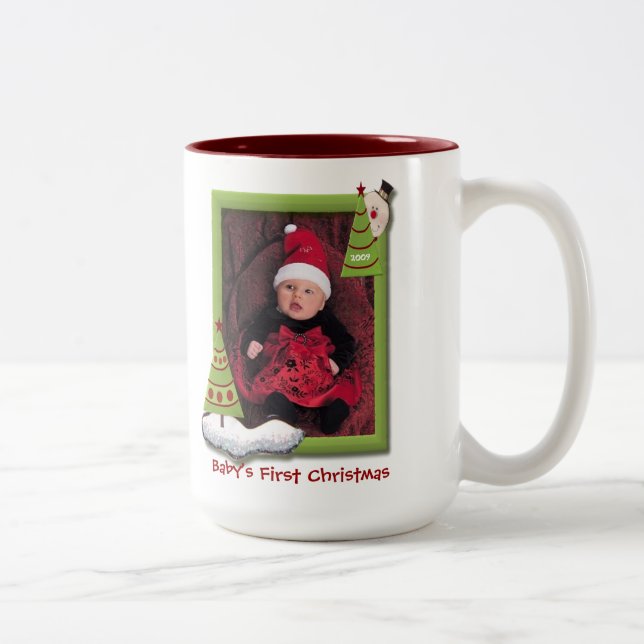 Babys erste Weihnachtsgewohnheits-datiertes Foto Zweifarbige Tasse (Rechts)
