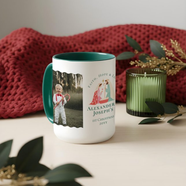 Babys erstes religiöses Weihnachtskrippen-Foto Tasse (Baby's First Christmas Religious Nativity Photo Mug)