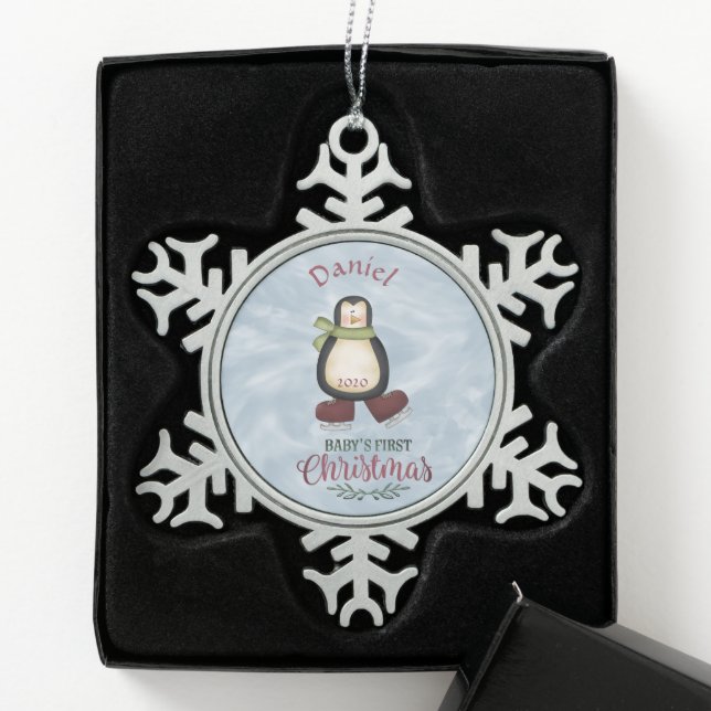 Baby's First Christmas Penguin Schneeflocken Zinn-Ornament (Box)