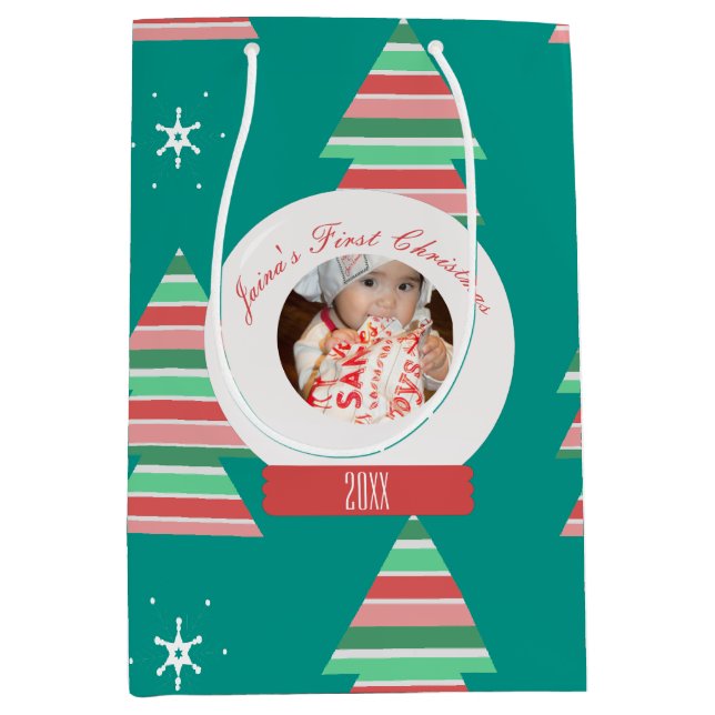 Baby's First Christmas Snowglobe Snowflakes Tree Mittlere Geschenktüte (Vorderseite)