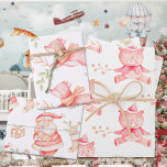 Baby's First Christmas Teddy Bear Red Fox & Santa Geschenkpapier Set<br><div class="desc">Das erste Weihnachtsgeschenkpapier eines Babys mit einem wasserfarbenen Teddybär,  einem kleinen,  roten Fuchs,  der durch die Luft fliegt,  und dem Weihnachtsmann,  der das Kind in einem Set auf weißem Hintergrund hält.</div>