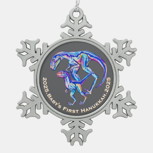 Baby's First Hanukkah 2025 Velociraptor Holiday Schneeflocken Zinn-Ornament (Vorderseite)
