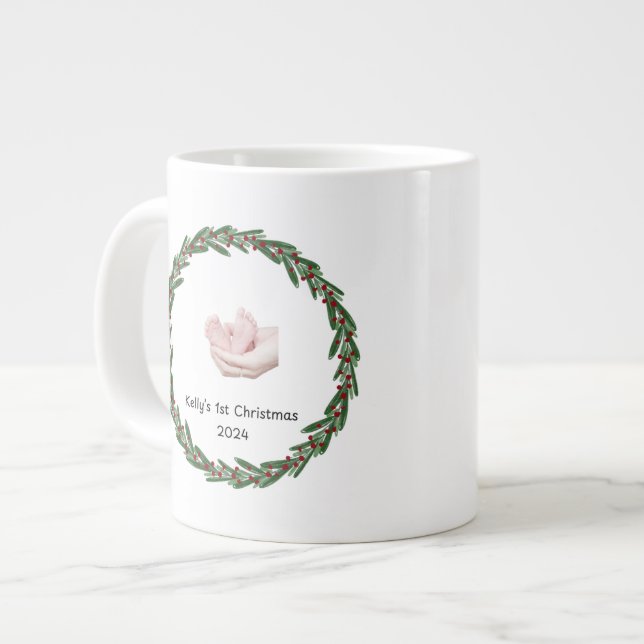 Babys (Kelly’s) 1. Weihnachten individuell anpassb Jumbo-Tasse (Vorderseite Links)