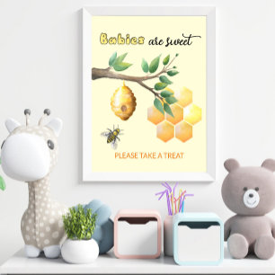 Babys sind süß und haben eine Leckerei gelb Poster