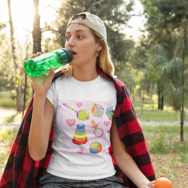 Babyspielzeug und Kinderzimmer T-Shirt (Von Creator hochgeladen)