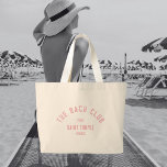 Bach Club Pink Custom Wappen Bachelorette Jumbo Stoffbeutel<br><div class="desc">Die Taschen des Bach Club eignen sich perfekt für Ihren Junggeselinnen-Abschied zum Thema Beach Club. Rosa gebeuteltes Wappen. Personalisieren Sie mit den Details Ihres Bachelorettes... Jahr, Strand und Ziel. Ideal für einen Junggeselinnen-Abschied zum Thema Strand oder für einen Bachelorette am Ziel. Matching Accessoires sind in der Kollektion Bach Club Cabana...</div>