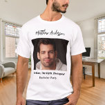 Bachelor Party Foto Mann Mythos Legende Name Spaß T-Shirt<br><div class="desc">Personalisieren und fügen Sie Ihr eigenes Foto des Bachelors. Personalisieren und fügen Sie einen Namen und einen Text hinzu. Text: Der Mann,  der Mythos,  die Legende.</div>