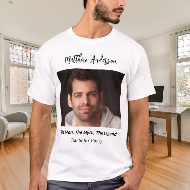 Bachelor Party Foto Mann Mythos Legende Name Spaß T-Shirt (Von Creator hochgeladen)