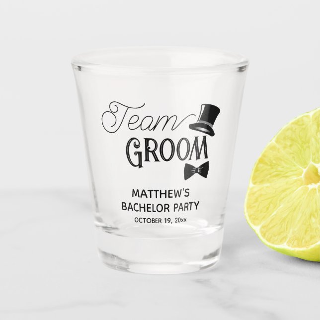 Bachelor Party Team Groom Gastgeschenk Hochzeit Schnapsglas (Vorderseite)