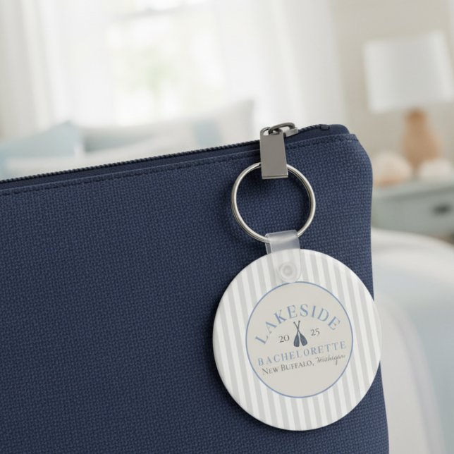 Bachelorette-Klassik Schlüsselanhänger (Kick back at the lake with this coastal Classic Lake Bachelorette Girls Weekend Keychain!)