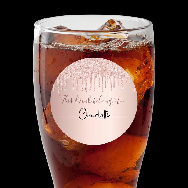 Bachelorette Rose Gold Glitzer Drink gehört Runder Aufkleber (Von Creator hochgeladen)