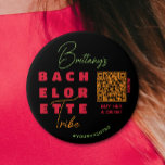 Bachelorette Stamm QR Code Hashtag<br><div class="desc">Der Name der Braut in schicken Schriften,  die Worte bachelorette Stamm,  #yourhashtag,  plus Ihr Venmo QR Code,  um ihr einen Drink zu kaufen,  diese Knöpfe sind lustig,  um Ihren Junggeselinnen-Abschieden zu geben. Perfektes Gastgeschenk für Ihren Brautstamm! PASSENDE Artikel in unserer Sammlung.</div>