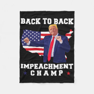 Back-to-Back-Impeachment-Champ Trump tanzt lustig Fleecedecke
