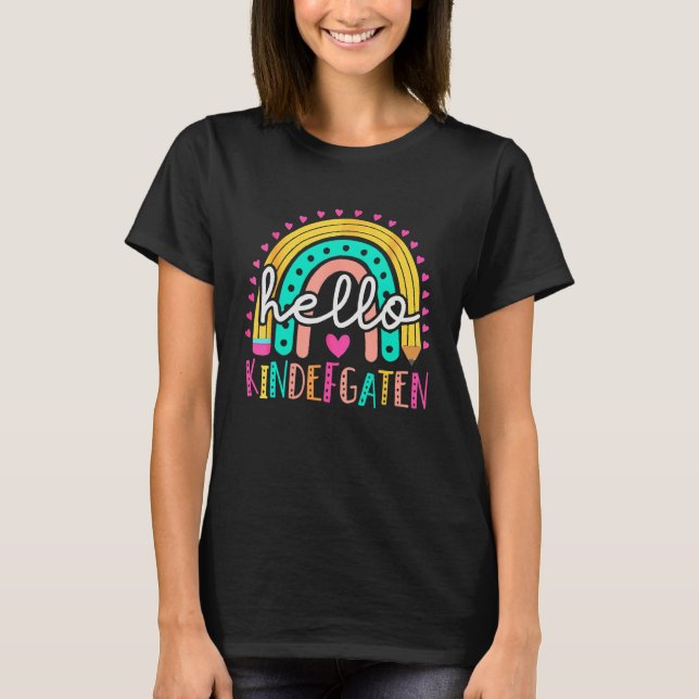 Back To School Hello Kindergarten Squad Teachers & T-Shirt (Vorderseite)