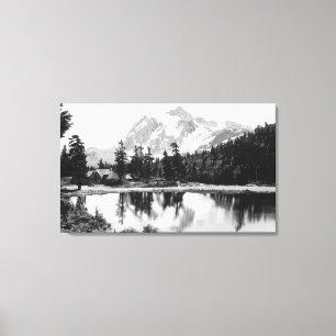 Bäcker-Häuschen-Fotografie Mt. Shuksan und Mt. Leinwanddruck