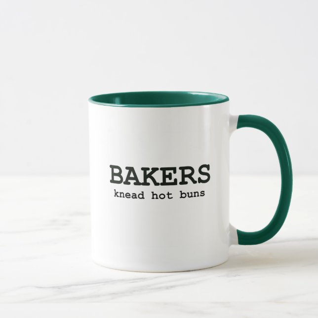 Bäcker kneten heiße Brötchen Tasse (Rechts)