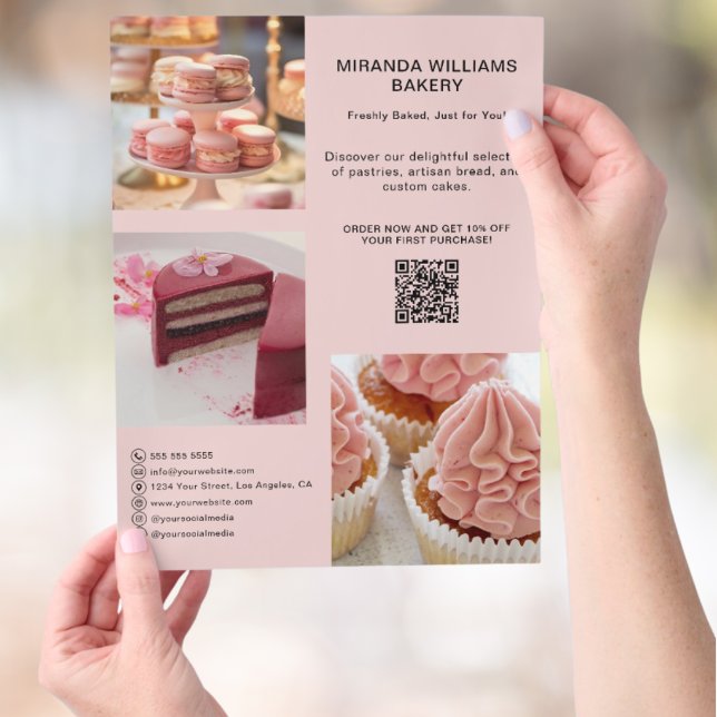 Bäckerei Werbeaktion Foto Social Media QR Rosa Flyer (Bakery Promotion Photo Social Media QR Pink Flyer)
