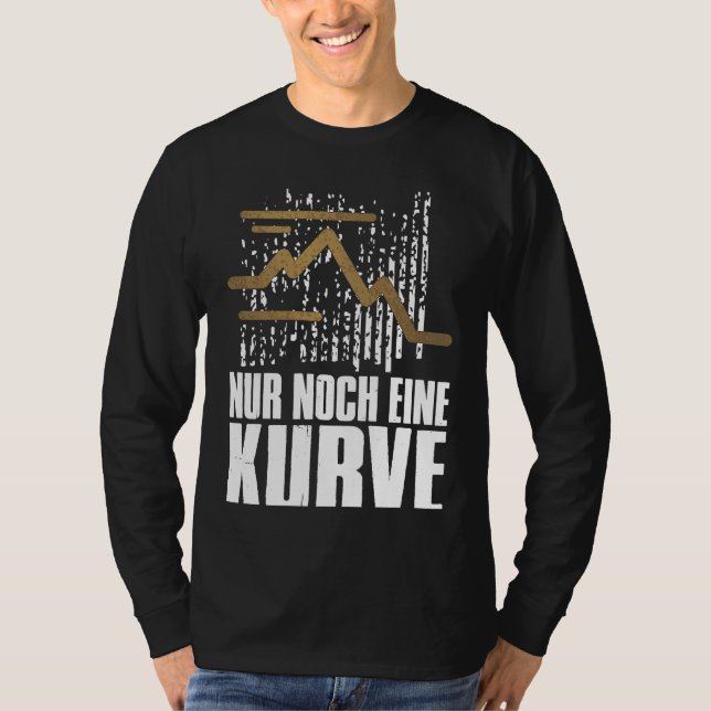 Backprint Just one more curve Hiking and outdoors  T-Shirt (Vorderseite)