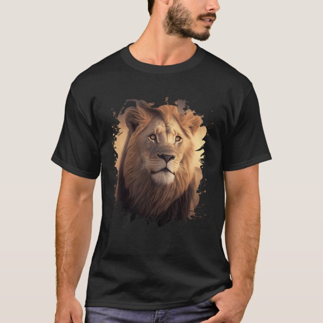 Backprint Majestic lion in the African savanna T-Shirt (Vorderseite)