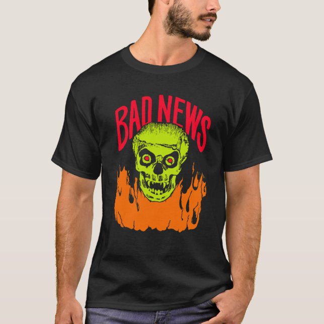 BAD NEWS Logo Comic Strip präsentiert Classic T-Shirt (Vorderseite)