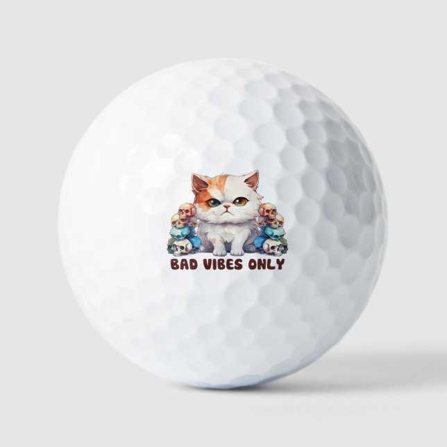 Bad Vibes only - Fierce Cat & Skulls Gothic Design Golfball (Vorderseite)