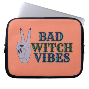 Bad Witch Vibes Witchy Hands Laptopschutzhülle