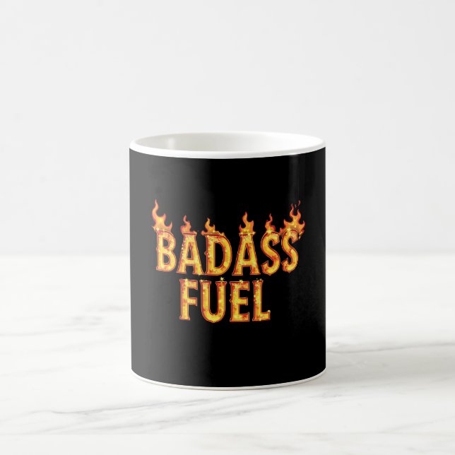 Badass Fuel Trendy Funny Zitat Kaffeetasse (Mittel)