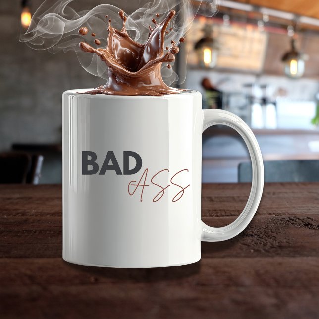 BADAss – Lustiger Kaffeewitz | Moderner Chef Kaffeetasse (Von Creator hochgeladen)