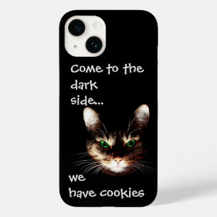 Badesachen - "Dunkle Seite hat Cookies" Case-Mate iPhone 14 Hülle
