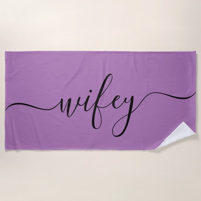 Badetuch - Wifey Lavender (Vorderseite)