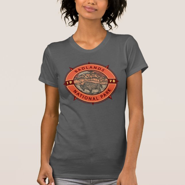 Badlands Nationalpark Buffalo Retro Kompass T-Shirt (Vorderseite)