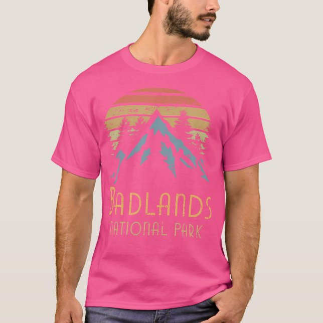 Badlands Nationalpark Vintager Sonnenuntergang T-Shirt (Vorderseite)