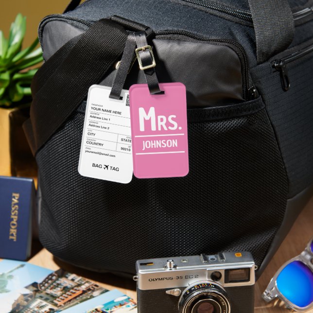 BAG TAG - Frau <Custom Name> Gepäckanhänger (Vorderseite & Rückseite)
