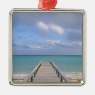 BAHAMAS, Grand Bahama Island, Ostseite: Ornament Aus Metall